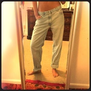 Calvin Klein jeans for the grungey gritty kitties